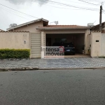 Casa à venda no bairro Jardim Ana Rosa - Taubaté/SP