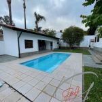 CASA PARA VENDA EM COTIA, ALTO PADRÃO, COM PISCINA.