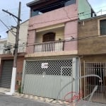 Casa à venda em bairro tranquilo de São Paulo, Parque Residencial Oratório.