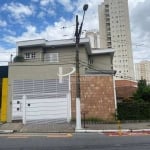 Sobrado 3 Quartos, 3 Banheiros , 4 Vagas de Garagem à Venda com 338m². Vila Regente Feijó, São Paulo - SP.