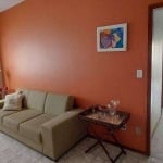 Apartamento térreo com 2 quartos, varanda, sala, cozinha, área de serviço, garagem e portaria 24h. Localização privilegiada no bairro Santa Helena