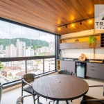 Cobertura 4 quartos, 2 suítes, 2 salas 2 ambientes, terraço com espaço gourmet e 2 vagas. Alto padrão em localização privilegiada na rua São Mateus.