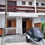 Marina Del Rey, Casa A VENDA com pier para barco na praia do  Guarujá.