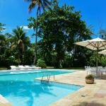 Casa na praia de Pernambuco em Guarujá.