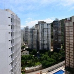 Amplo apartamento com vista mar na praia de Pitangueiras em Guarujá