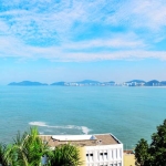 Casa no Loteamento Península na praia da Enseada no Guarujá