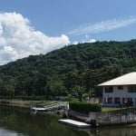 Casa para término de construção no Residencial Marina Guarujá no canal de Bertioga.