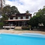 Linda casa no melhor condomínio de Maria Paula, 4 quartos, 1 suíte. terreno amplo, piscina, sauna, churrasqueira  e academia.