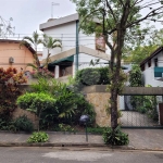 Casa a venda com 05 Dormitórios por 3.200.000,00