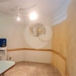 Sala comercial para venda ou aluguel na Vila Mariana - 27 m²