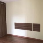 Apartamento de 2 dormitórios no Pari.