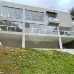 Casa em condomínio com 4 dormitórios e 6 vagas - Zona Norte