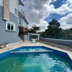 Casa em condominio fechado, 3 suites, piscina privativa, 5 vagas