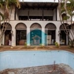 Casa com 5 Quartos e 5 banheiros à Venda, 1000 m² por R$ 3.350.000