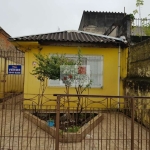 CASA TÉRREA BEM LOCALIZADO !!!