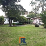 Casa térrea com 900m de terreno no Jardim Esplanada