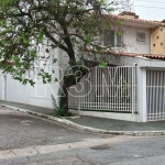 Casa Inteiramente reformada - Maravilhosa em rua traquila