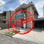 Sobrado com 3 dormitórios à venda, 180 m² por R$ 1.050.000,00 - Uberaba - Curitiba/PR