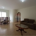 Apartamento de 84 m², com 2 dormitorios, living amplo, dependencia de serviço, 2 banheiros, 1 vaga, localização privilegiada