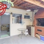 Belíssimo sobrado de 226 m², com edícula completa, 2 salas, lavabo, 3 dormitórios, sendo 1 suite máster com varanda, 2 vagas de garagem, churrasqueira