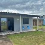 Casa 02 Dorm à venda no Bairro Jardim Oliva com 71 m² de área privativa - 3 vagas de garagem