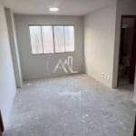 Excelente apartamento, 2 quartos, COM VAGA, no melhor ponto de Madureira