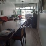 Excelente apartamento na Tijuca, 3 quartos, 2 suítes, dependência completa, a 10 minutos do metrô