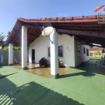 Casa com 2 dormitórios em terreno de 420 m² em Itanhaém .