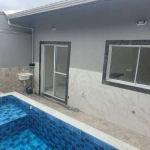 Casa com Piscina em Mongagua