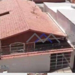 Casa térrea de 3 dormitórios à venda