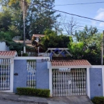 CASA TÉRREA ESTILO CHACÁRA A VENDA EM JUNDIAÍ - SP.