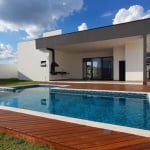 CONDOMINIO SHAMBALA III. Casa térrea com 3 suítes, piscina área gourmet e vaga. Agende sua visita p