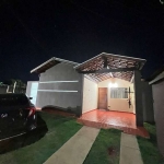 Linda casa em condomínio na Vila Marli