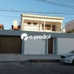 Excelente duplex com 228m² construída, (12x25) sendo 3 suítes com varandas, suíte máster com closet