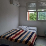 APARTAMENTO 2 DORMITÓRIOS &lt;BR&gt;&lt;BR&gt;Apartamento 2 dormitórios, área de serviço integrada com a cozinha, piso porcelanato. &lt;BR&gt;&lt;BR&gt;Com interfone,&lt;BR&gt;Edifício com:  playgroun