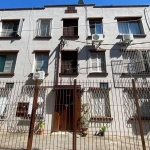 Apartamento JK  para investidor Bairro Azenha!&lt;BR&gt;&lt;BR&gt;Apartamento JK  semi mobiliado, todo reformado, bem iluminado, piso frio, box de vidro, ventilador de teto,  cozinha com bancada de gr