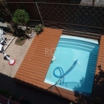 CASA, 3 DORMITÓRIOS, 1 VAGA DE GARAGEM, BAIRRO VILA CONCEIÇÃO, PORTO ALEGRE/RS&lt;BR&gt;      &lt;BR&gt;&lt;BR&gt;  Excelente Casa de 03 dormitórios e 04 banheiros com cozinha e lareira , área de serv