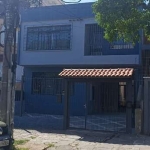 Excelente Prédio Comercial: Pousada familiar em plena atividade comercial, no mercado há 15 anos, Bairro Santana. MOBILIADA! Com 400m² de área útil, com 6  dormitórios, 2 suítes, living, banheiro soci