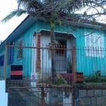 Casa de 2 dormitórios no Jardim Botânico ao lado do Bourbon Ipiranga, com living de dois ambientes, sala de jantar, banheiro social e cozinha, garagem fechada para um carro e estacionamento para mais 