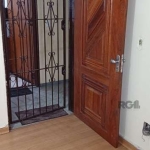 VENDO NO BAIRRO JARDIM ITU SABARÁ, APARTAMENTO DE 3 DORMITÓRIOS, SALA, COZINHA COM AREA DE SERVIÇO INTEGRADA, BANHEIRO, VAGA ROTATIVA, PROXIMO A AV. PROTASIO ALVES, COM ACESSIBILIDADE A COMERCIO DIVER