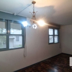 Apartamento reformado, 3 dormitórios, transformado um 2D,  60m² privativos. Zeferino Dias, Sarandi&lt;BR&gt;&lt;BR&gt;Semimobiliado todo reformado e desocupado,  possui moveis na cozinha, banheiro e s