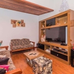 Casa 207m² - 3 dormitórios, 3 vagas no bairro Vila Nova