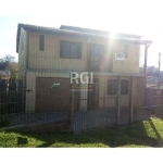 Casa para Venda - 634m², 2 dormitórios, sendo 1 suites, 3 vagas - Lomba do Pinhe