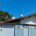 Excelente casa geminada com 02 dormtórios, sendo 01 suíte, 01 vaga de garagem. O imóvel está localizado no Vilamar na Vila Caiçara, bairro que vem recebendo e cada vez mais investimentos na infraestru