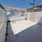 Excelente casa Individual, 01 dormitório, 02 vagas de garagem, 01 lavanderia,  O imóvel está localizado no Balneário Maracanã, localização que recebeu diversos investimentos, proporcionando mais comod