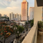 Apartamento com 3 quartos à venda com 210m² em Aclimação - SP