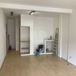 Conjunto comercial ideal para o seu negócio!! Sala ampla, arejada e bem iluminada