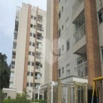 Apartamento de 57 m² a venda no Jardim Prudencia em uma rua tranquila.