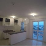 APARTAMENTO 2 DORMITÓRIOS COM VARANDA - VILA SANTA CATARINA.