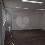 Sala Comercial e 4 banheiros à Venda, 90 m²- Vila Olímpia, São Paulo - SP